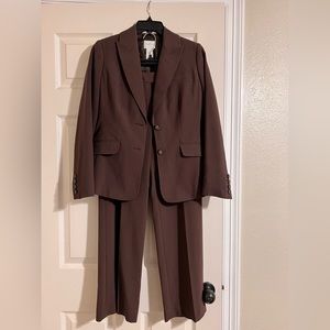 Women’s Suit Set